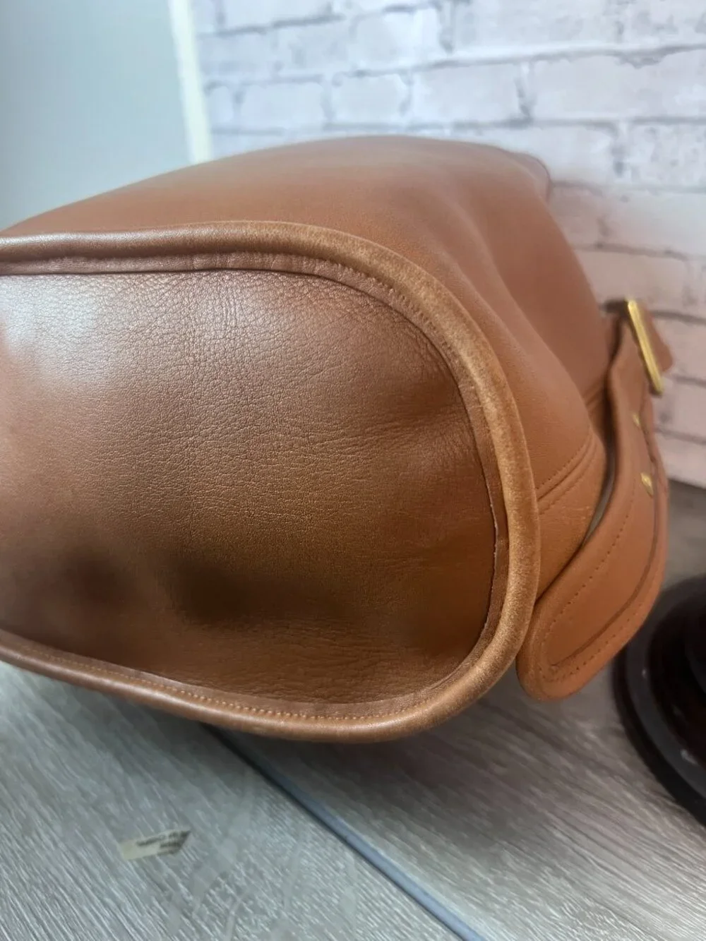 Vintage Coach 9952 Brown Leather Bucket Drawstring Shoulder Bag
